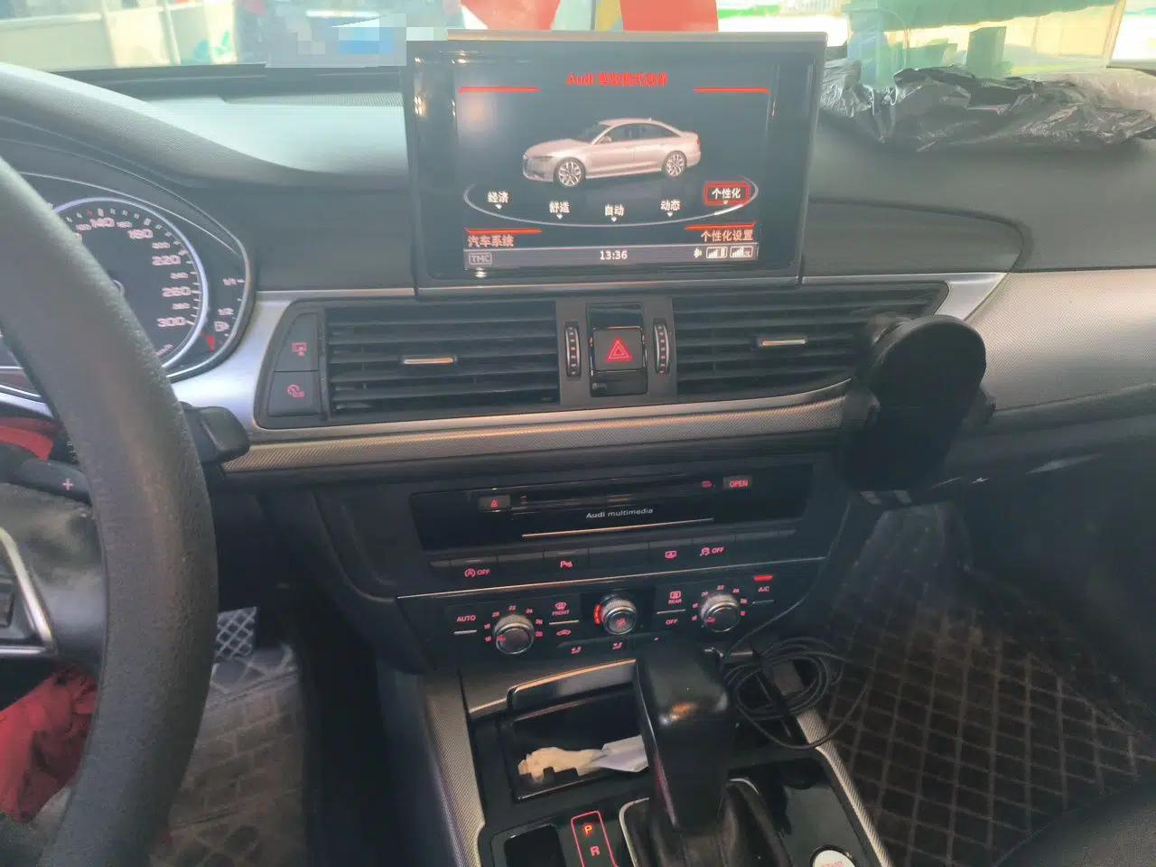 Audi A6L 2018 30th Anniversary Edition 35 TFSI Fashion Model — миниатюра 13