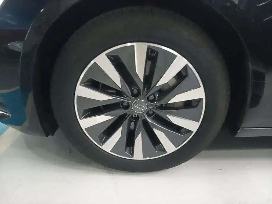 Audi A6L 2020 45 TFSI Prestige Elegant Edition — миниатюра 10
