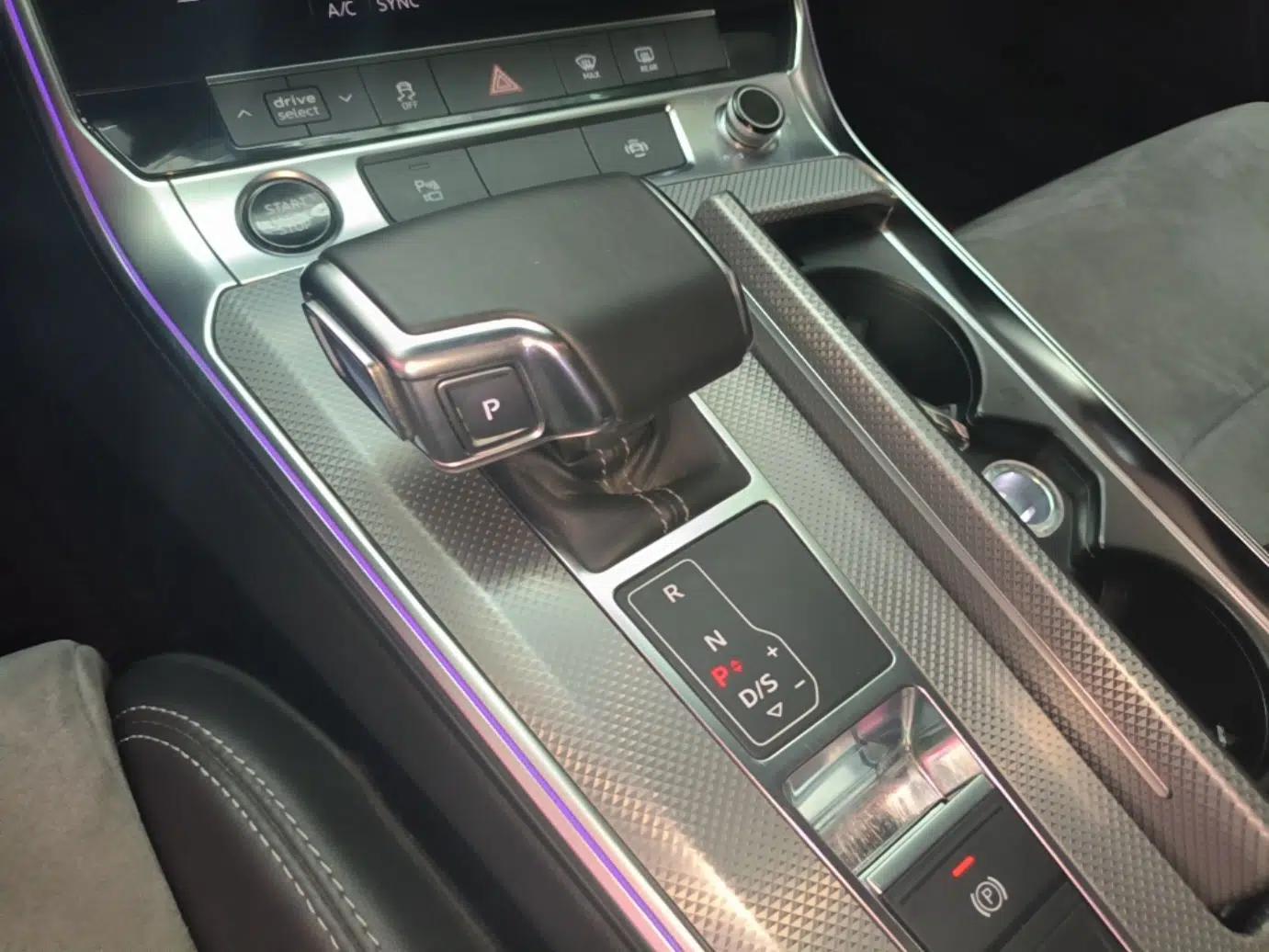 Audi A6L 2022 40 TFSI Luxury Dynamic Model — миниатюра 16