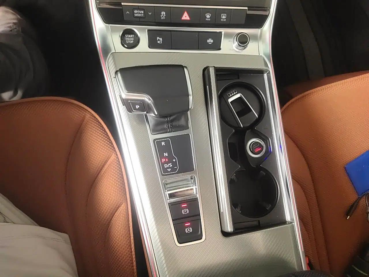 Audi A6L 2021 45 TFSI Prestige Elegant Edition — миниатюра 14