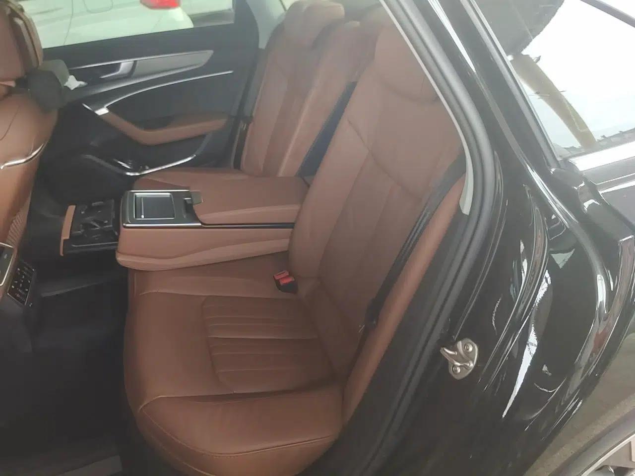 Audi A6L 2021 45 TFSI Prestige Elegant Edition — миниатюра 17