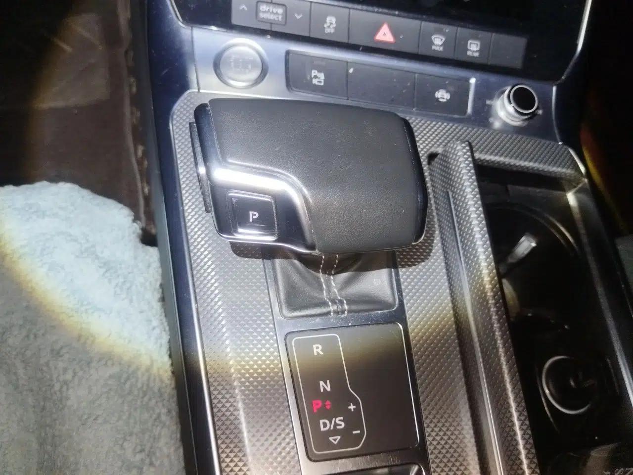 Audi A6L 2019 40 TFSI Luxury Dynamic Model — миниатюра 14