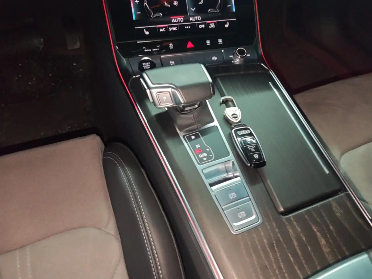 Audi A6L 2024 45 TFSI quattro Prestige Dynamic Edition — миниатюра 16