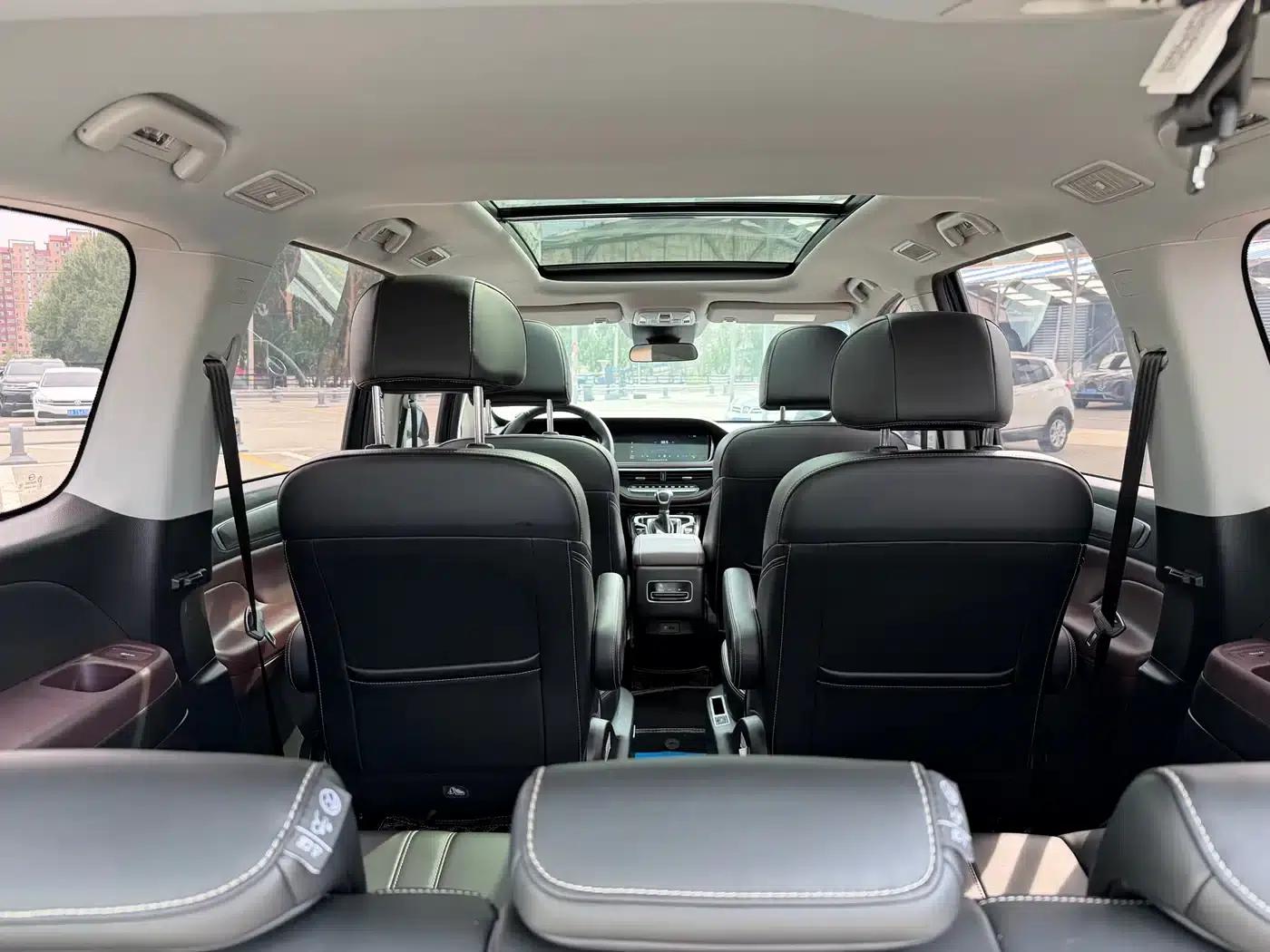 Trumpchi M6 2021 270T DCT Premium Edition (7-seater) — миниатюра 6