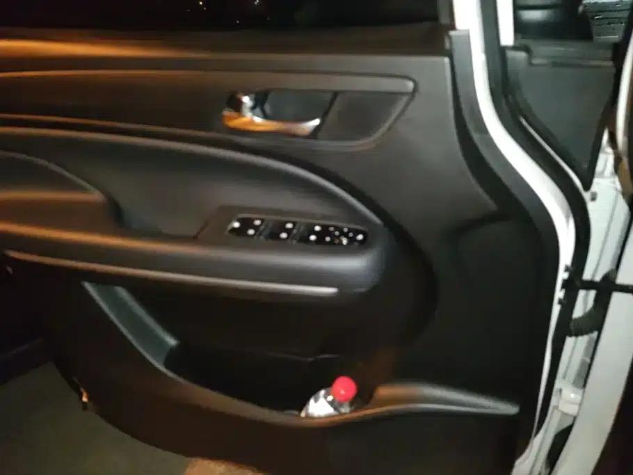 Trumpchi M6 2019 270T DCT Premium Edition (7-seater) National VI Emission Standard — миниатюра 7