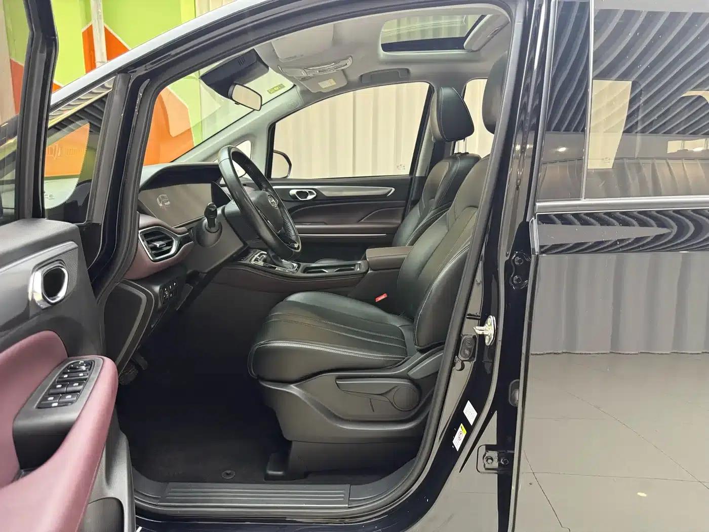 Trumpchi M6 2021 PRO 270T Automatic Luxury Edition — миниатюра 7