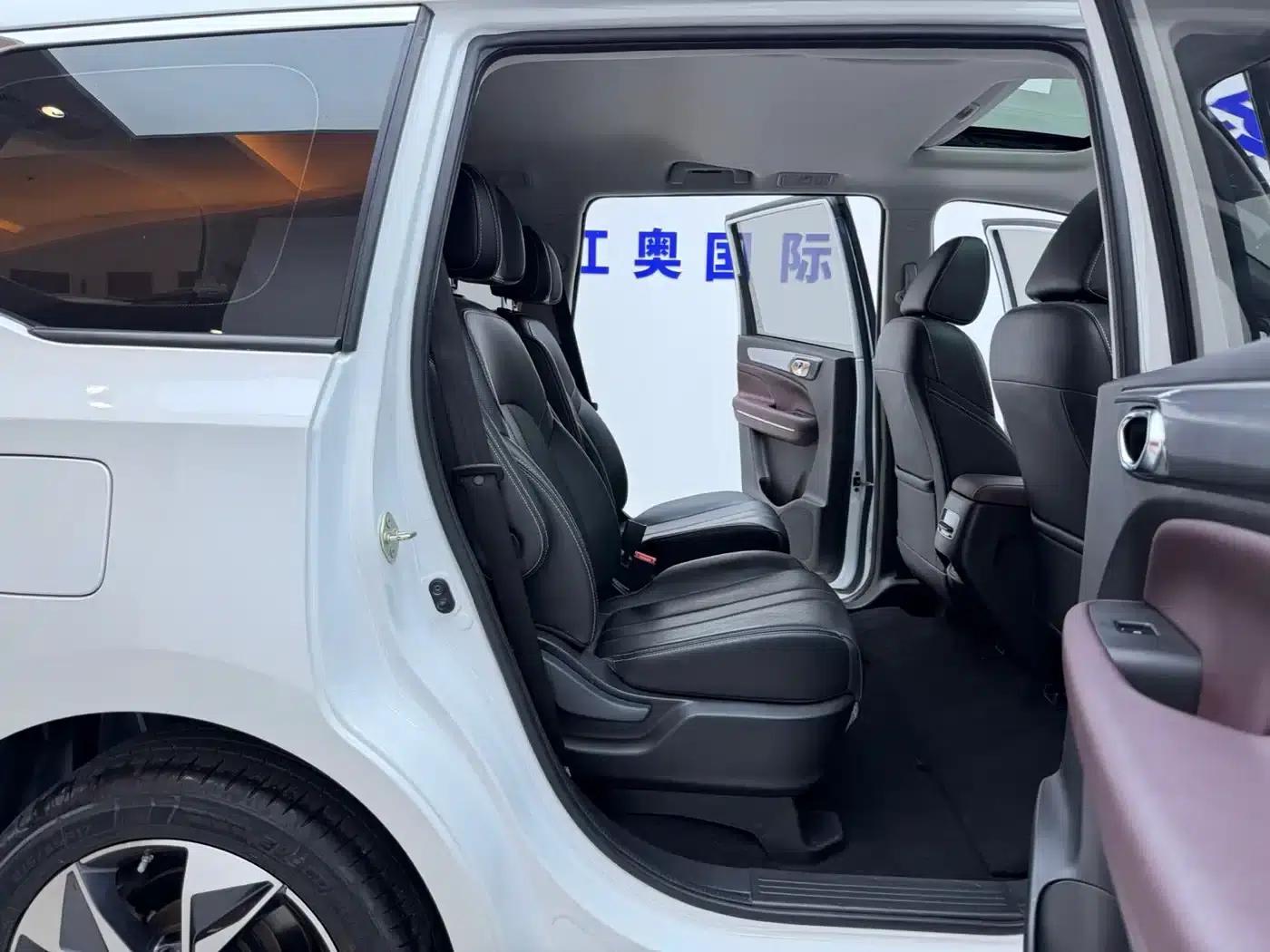 Trumpchi M6 2021 PRO 270T DCT Luxury Edition — миниатюра 19
