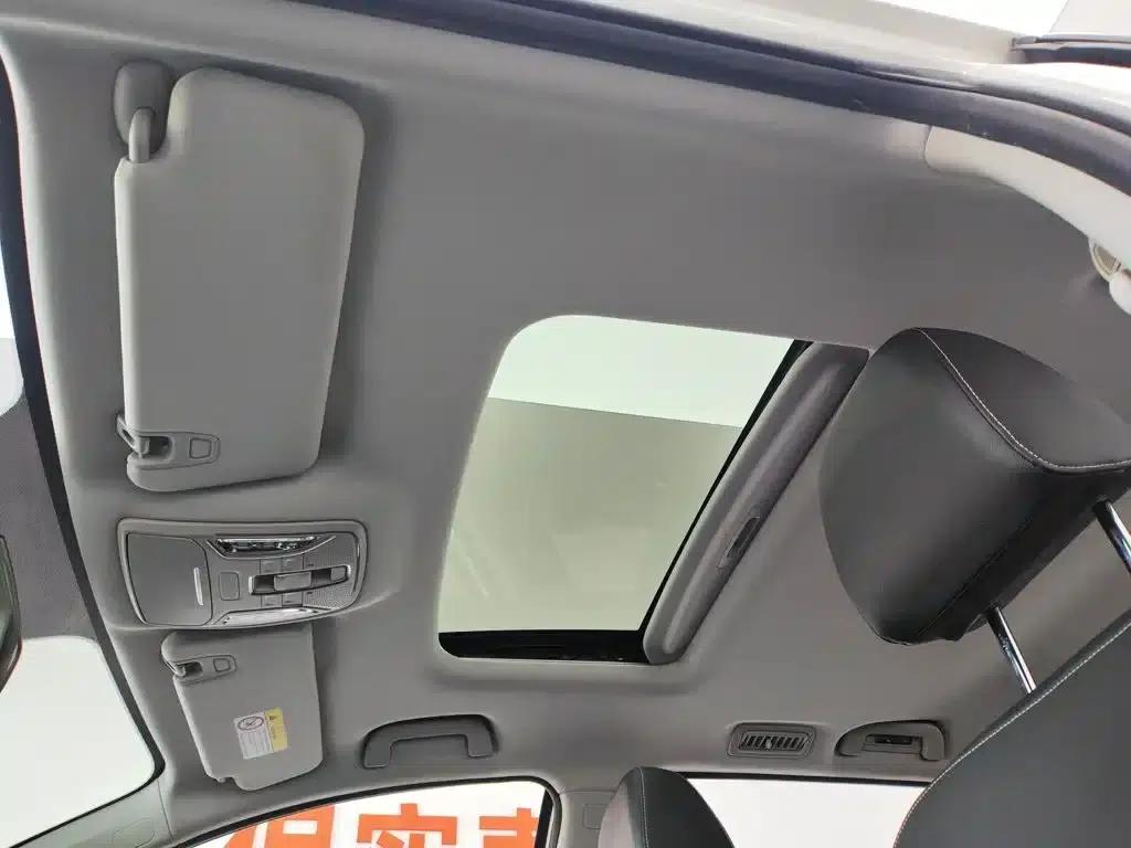 Trumpchi M6 2021 270T DCT Luxury Edition (7-seater) — миниатюра 14
