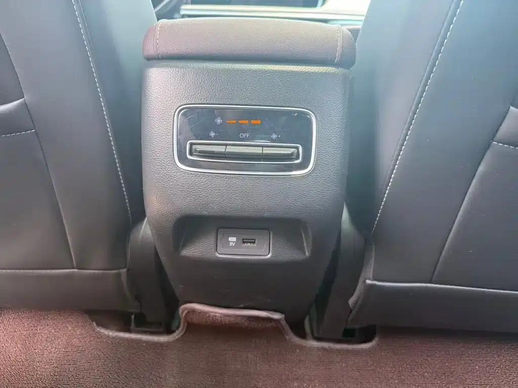 Trumpchi M6 2021 PRO 270T DCT Premium Edition — миниатюра 10