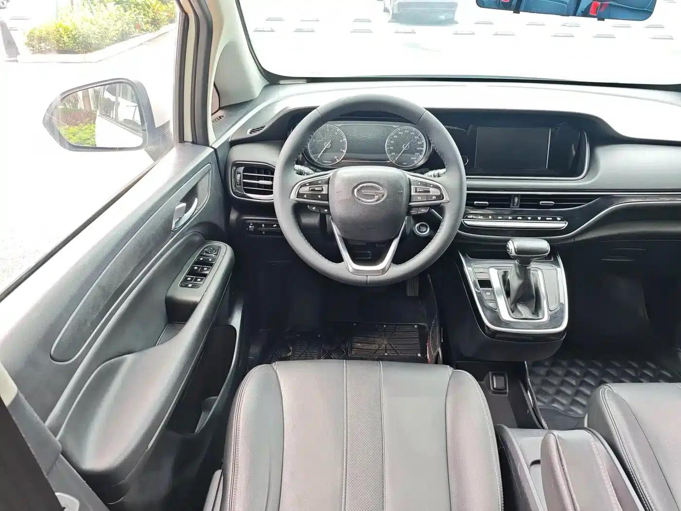 Trumpchi M6 2021 270T DCT Luxury Edition (7-seater) — миниатюра 17