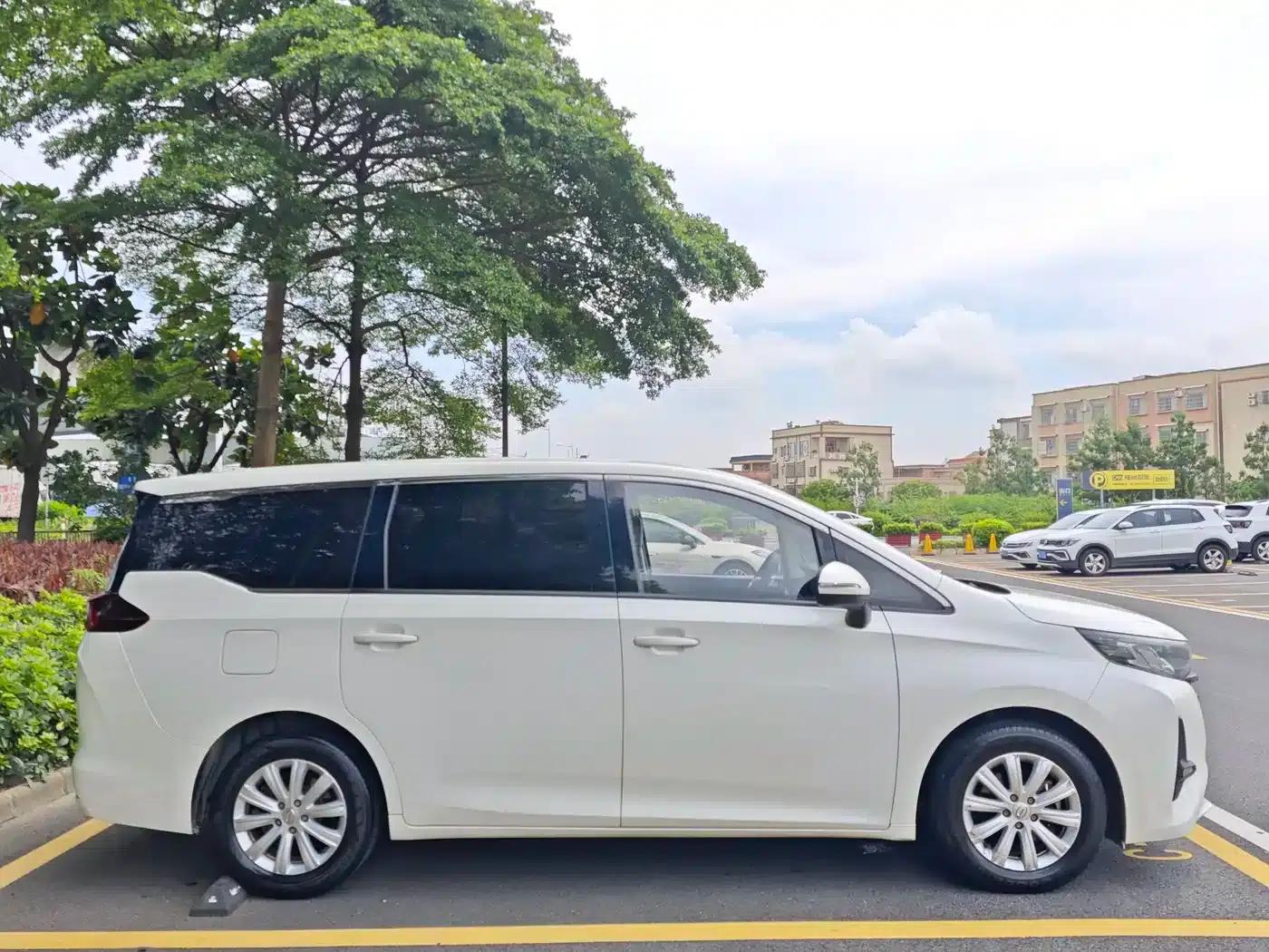 Trumpchi M6 2021 270T DCT Luxury Edition (7-seater) — миниатюра 5