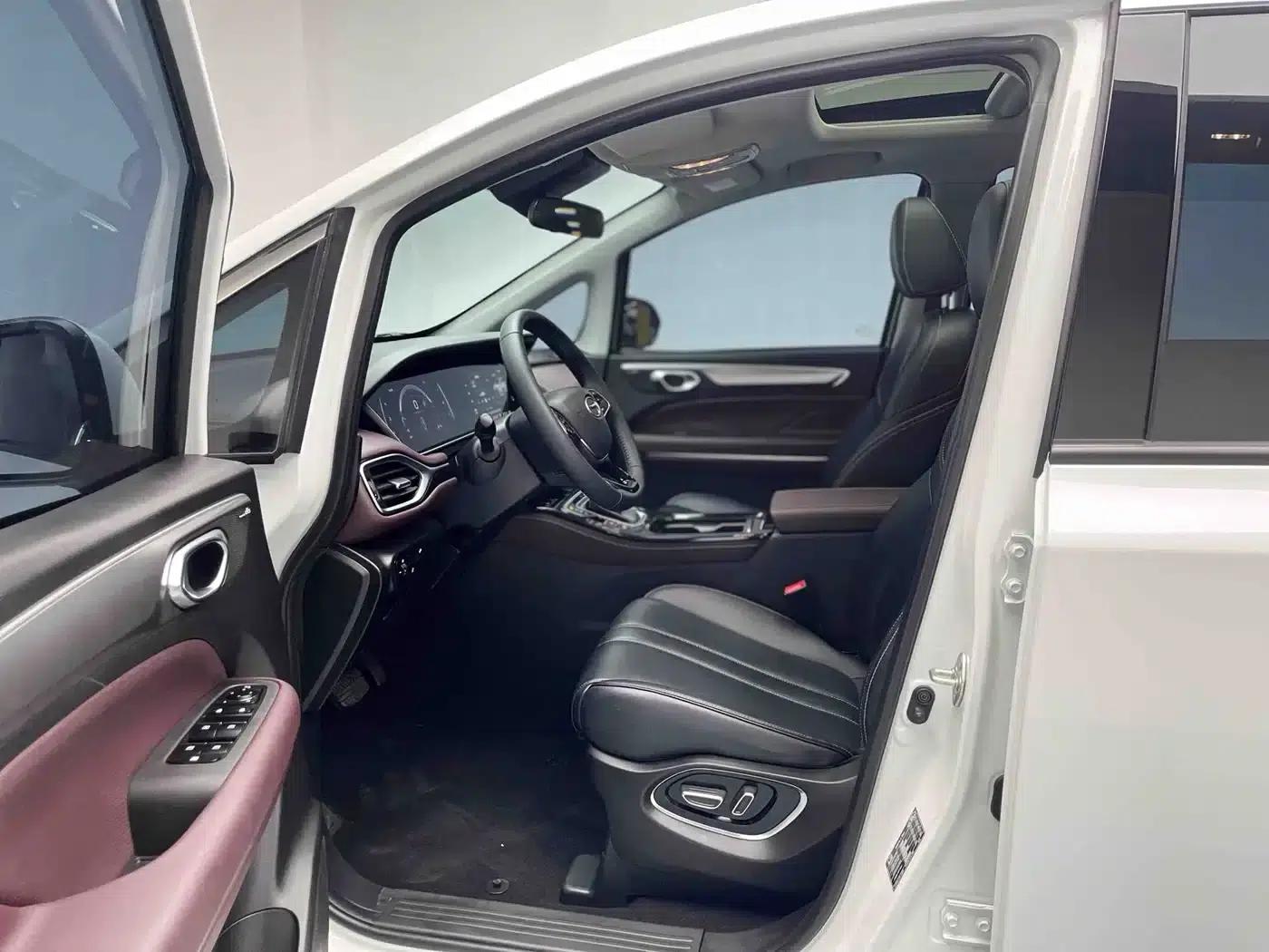 Trumpchi M6 2023 PRO 270T DCT Luxury Edition — миниатюра 17