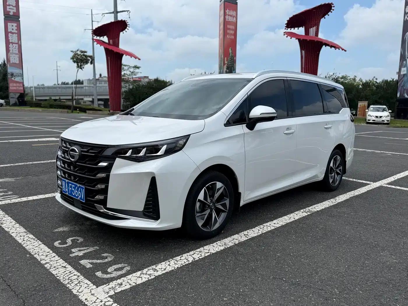 Trumpchi M6 2021 PRO 270T Automatic Luxury Edition — миниатюра 1