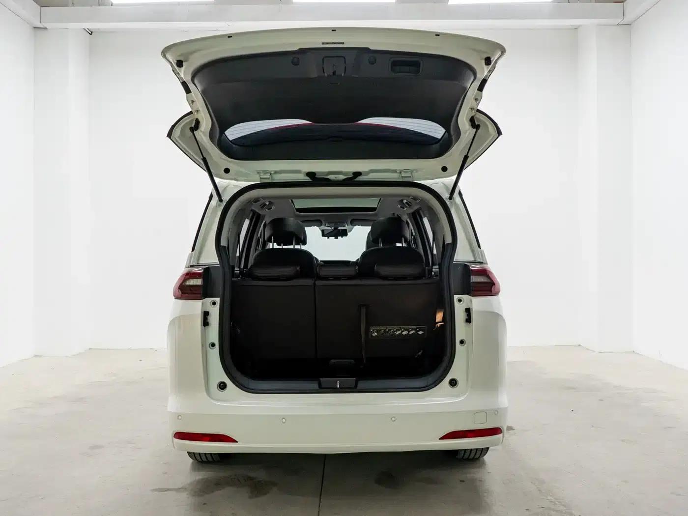 Trumpchi M6 2019 270T DCT Premium Edition (7-seater) National VI Emission Standard — миниатюра 25