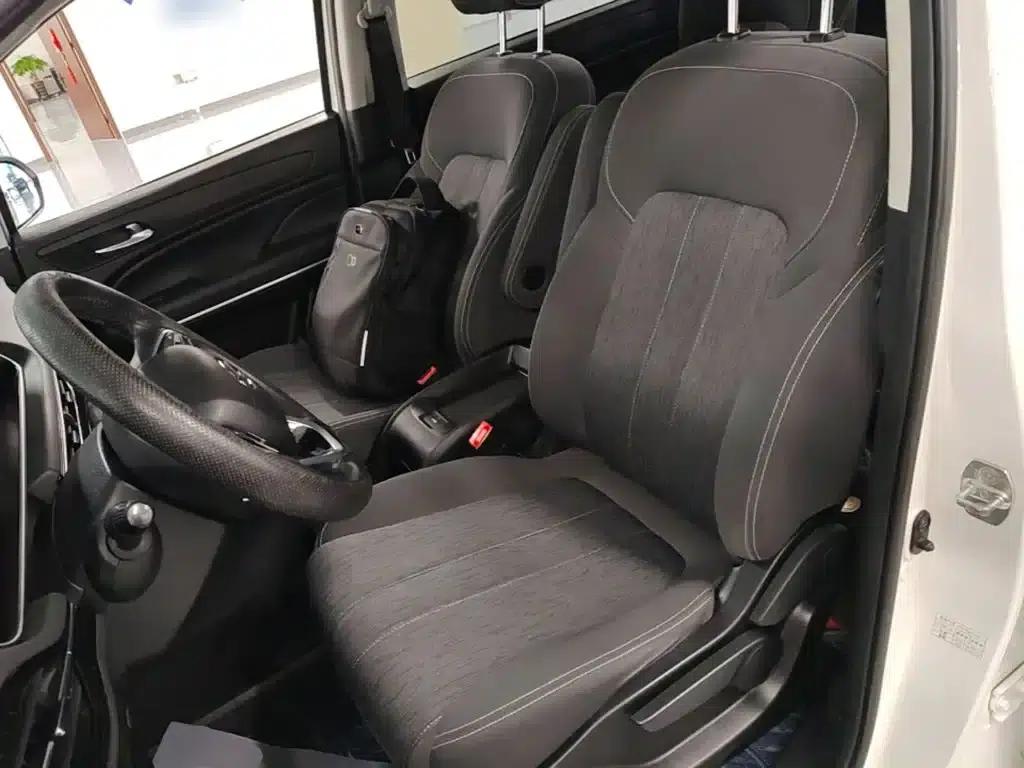 Trumpchi M6 2021 270T DCT Elite Edition (7-seater) — миниатюра 22