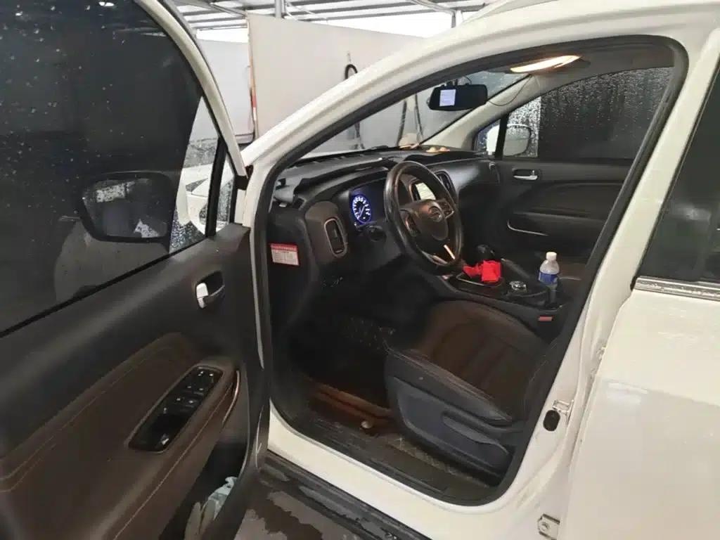 Trumpchi GS3 2017 150N Manual Deluxe Edition — миниатюра 16
