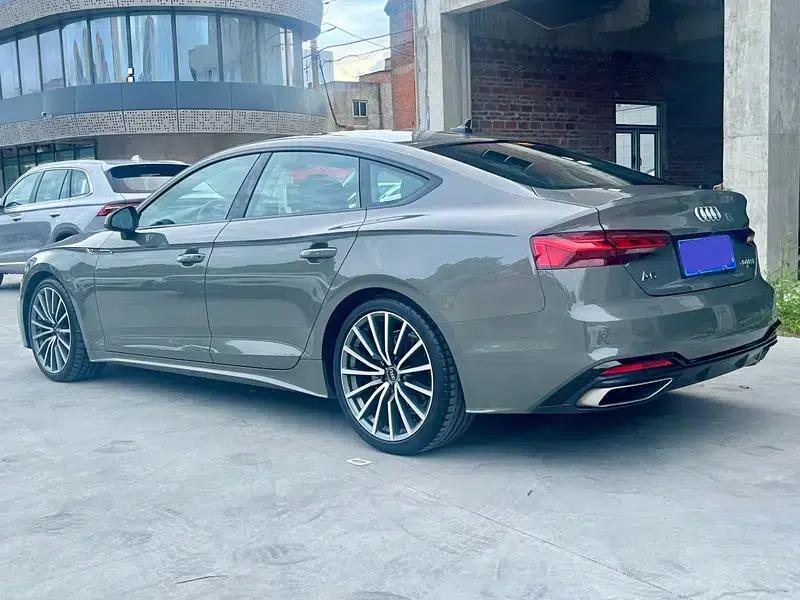 Audi A5 2023 Sportback 40 TFSI quattro Luxury Dynamic — миниатюра 4