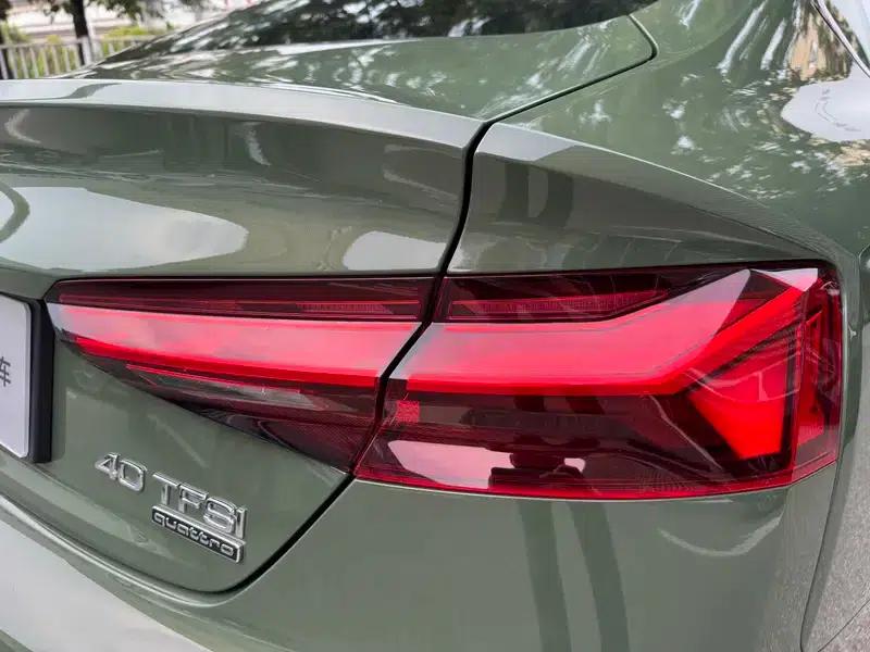 Audi A5 2024 Sportback 40 TFSI quattro Luxury Dynamic — миниатюра 8