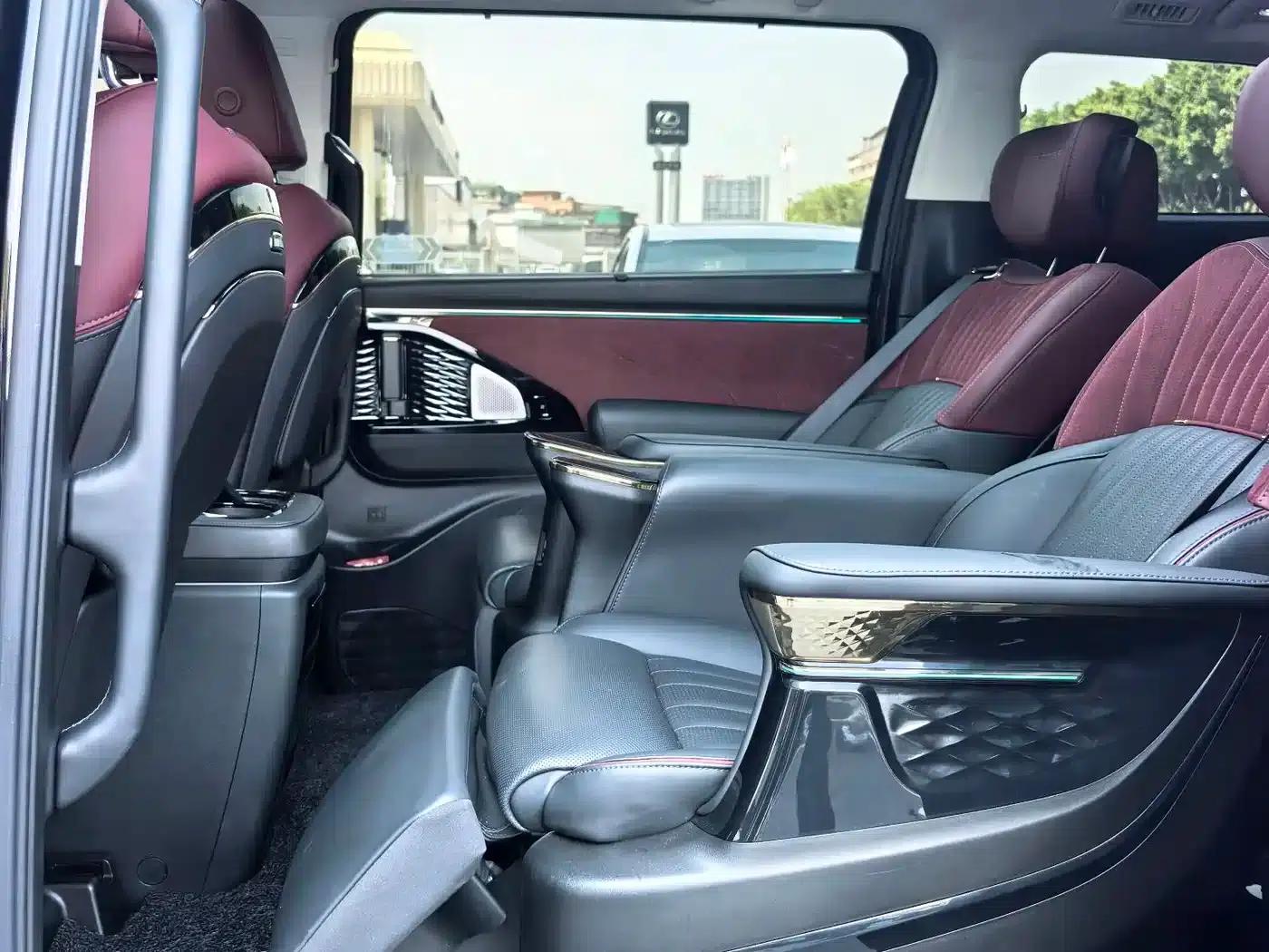 Trumpchi E9 2023 E9 Champion Edition — миниатюра 12