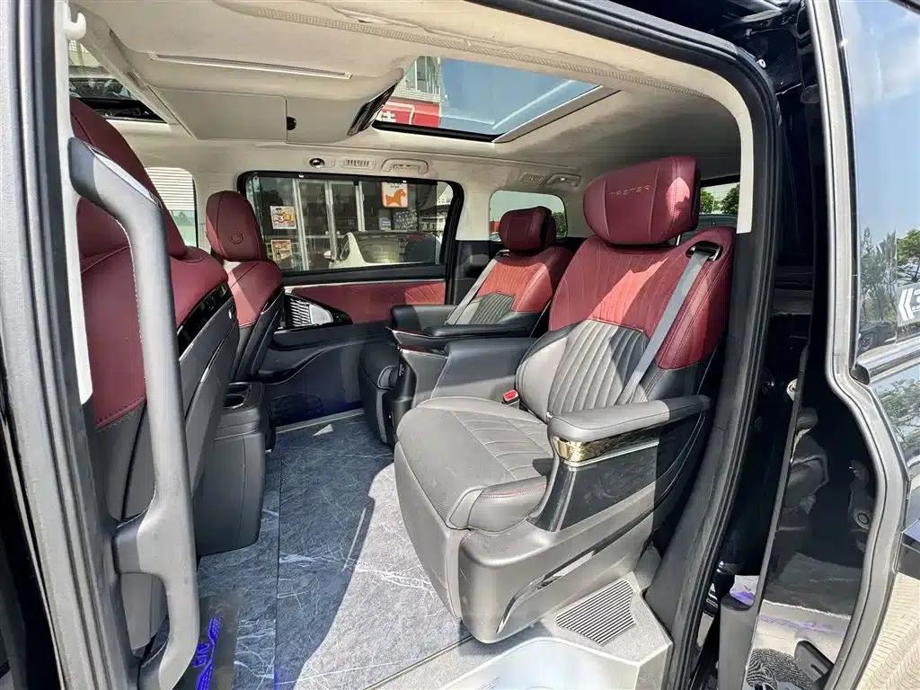 Trumpchi E9 2025 Model: E9 Super Fast Charging Champion — миниатюра 6