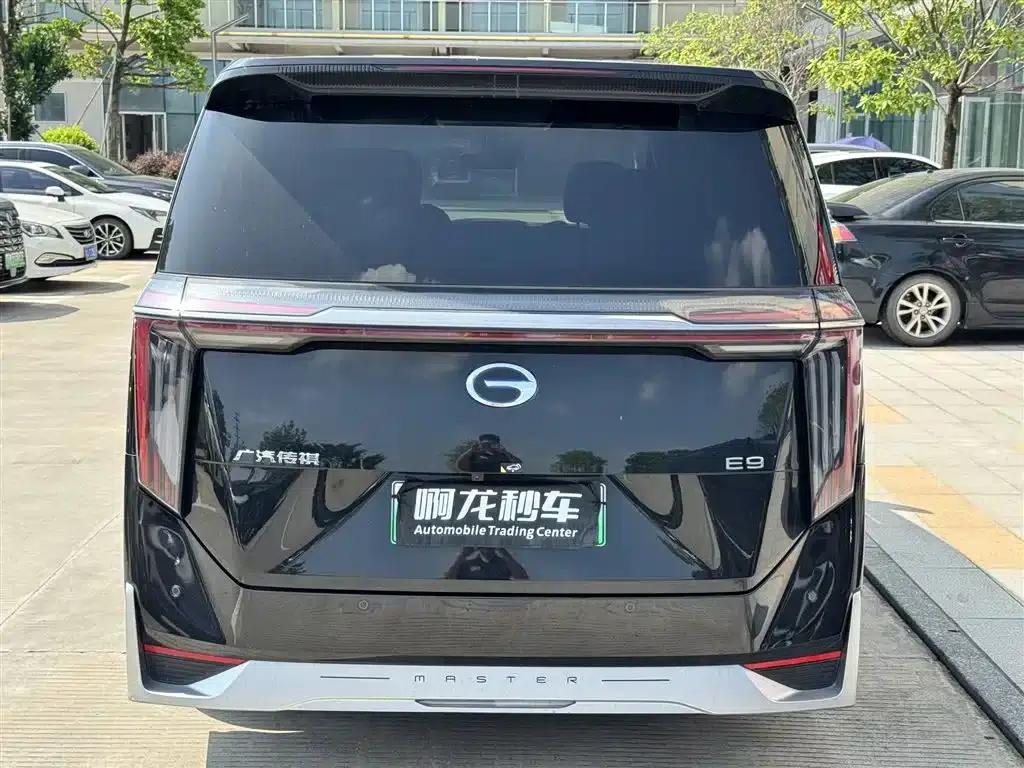 Trumpchi E9 2025 Model: E9 Super Fast Charging Champion — миниатюра 8