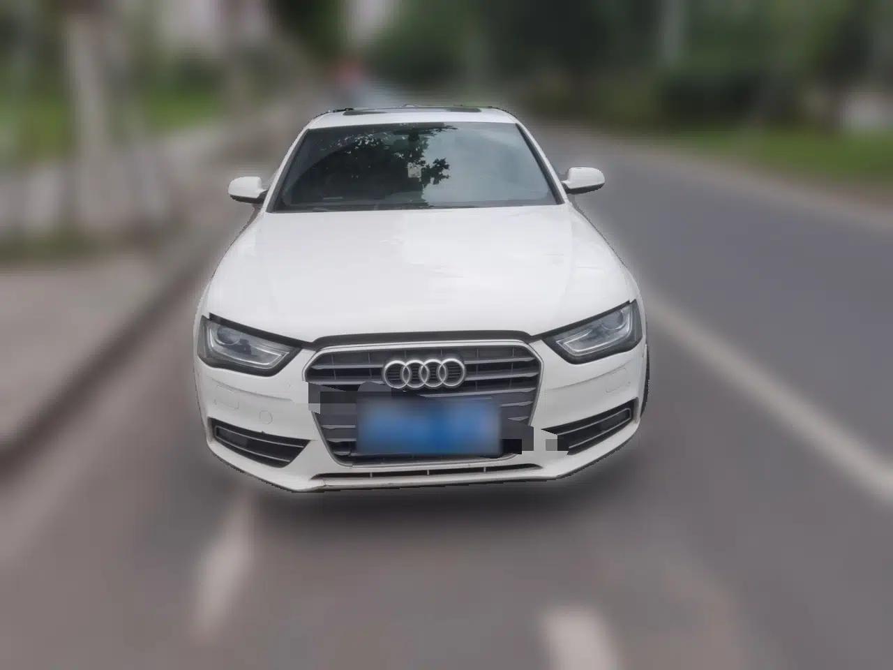 Audi A4L 2015 35 TFSI Automatic Comfort Model — миниатюра 2