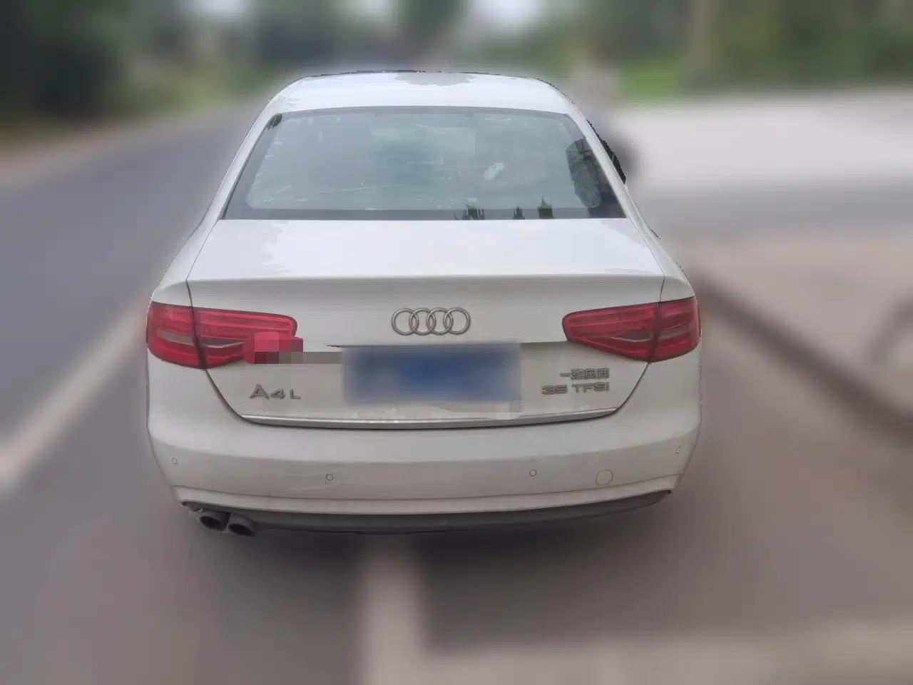 Audi A4L 2015 35 TFSI Automatic Comfort Model — миниатюра 5