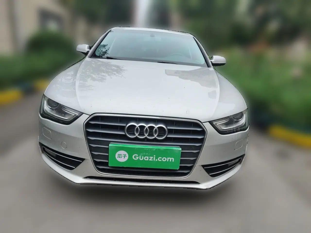 Audi A4L 2015 35 TFSI Automatic Standard Model — миниатюра 2