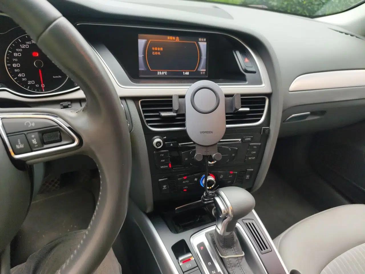 Audi A4L 2015 35 TFSI Automatic Standard Model — миниатюра 13