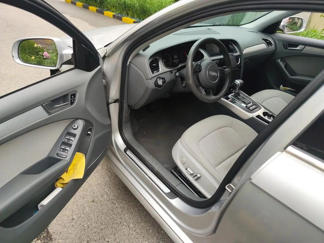Audi A4L 2015 35 TFSI Automatic Standard Model — миниатюра 16