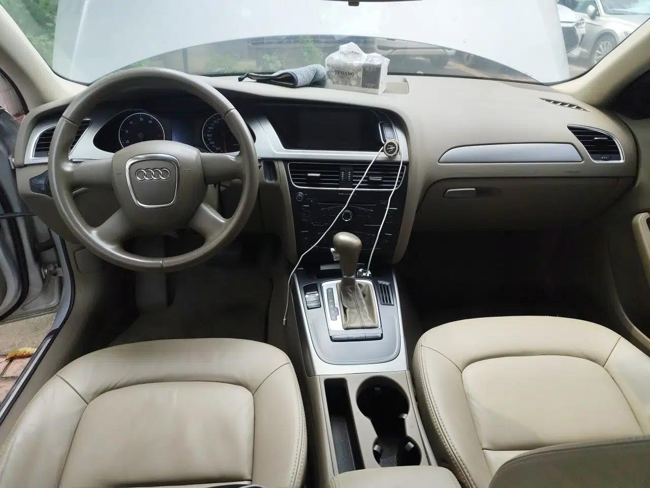 Audi A4L 2012 1.8 TFSI Automatic Comfort Model — миниатюра 9