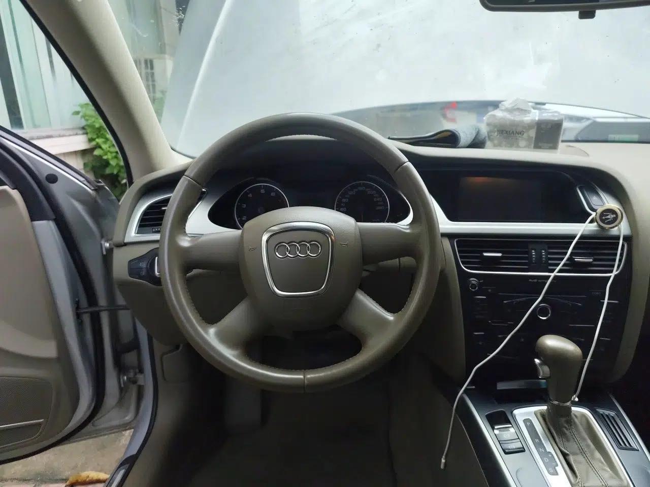 Audi A4L 2012 1.8 TFSI Automatic Comfort Model — миниатюра 10