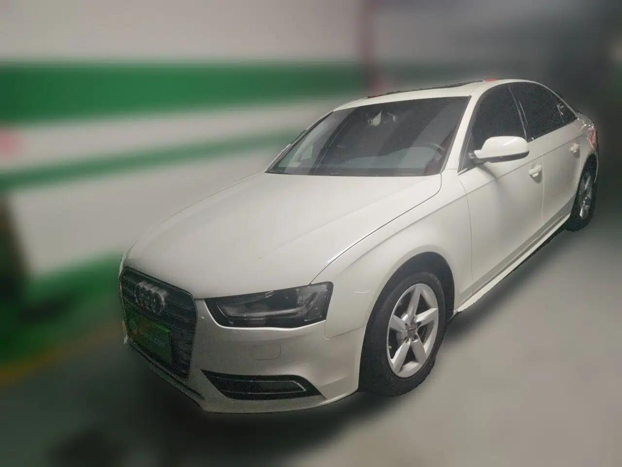 Audi A4L 2015 35 TFSI Automatic Standard Model — миниатюра 1