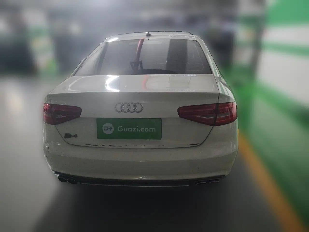 Audi A4L 2015 35 TFSI Automatic Standard Model — миниатюра 5