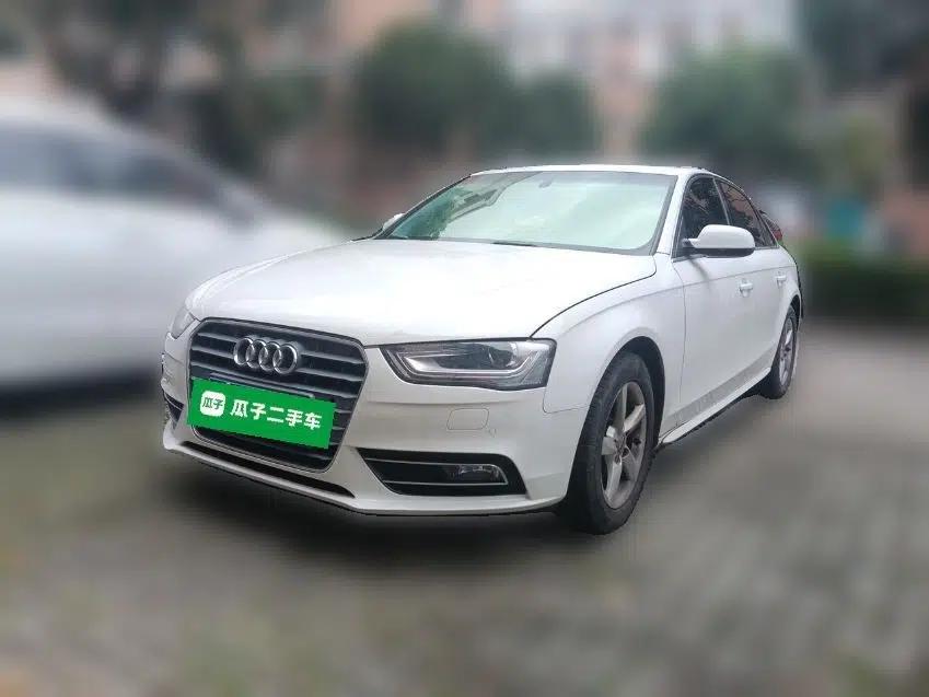 Audi A4L 2013 35 TFSI Automatic Standard Model — миниатюра 2