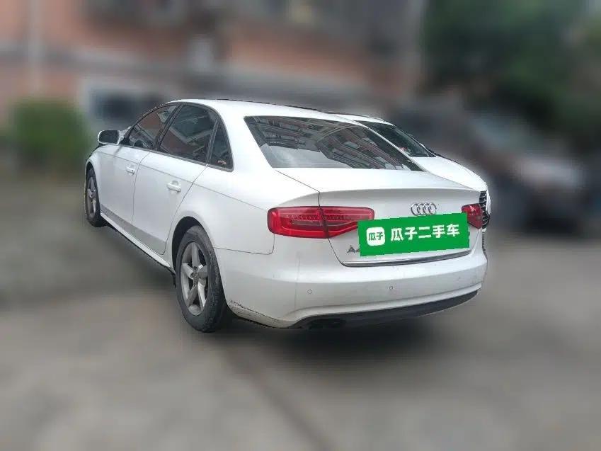Audi A4L 2013 35 TFSI Automatic Standard Model — миниатюра 4
