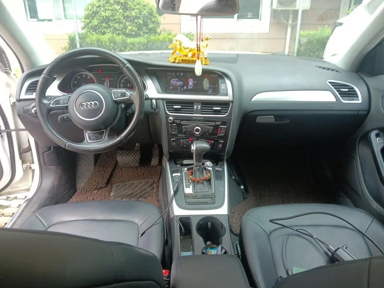 Audi A4L 2013 35 TFSI Automatic Standard Model — миниатюра 9