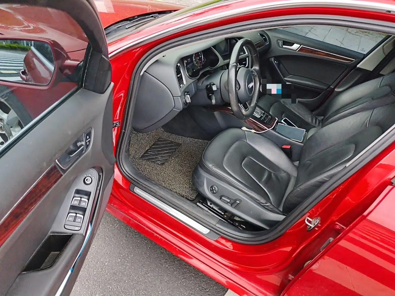Audi A4L 2013 35 TFSI Automatic Standard Model — миниатюра 16