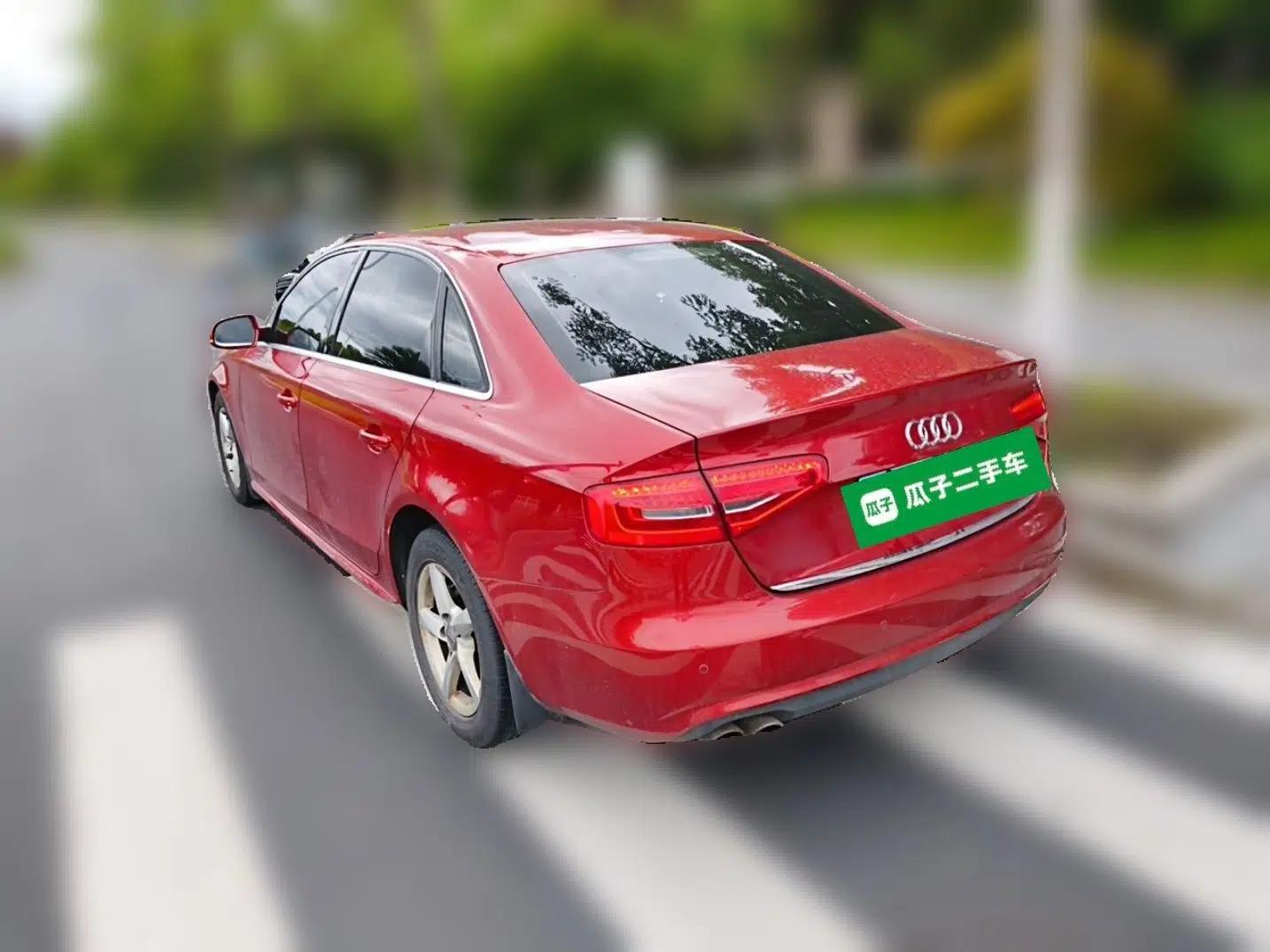 Audi A4L 2013 35 TFSI Automatic Standard Model — миниатюра 4