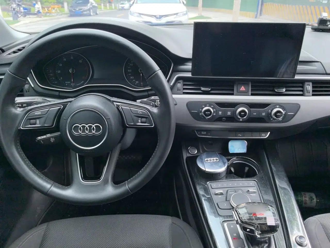 Audi A4L 2018 30th Anniversary Edition 40 TFSI Trendy Model — миниатюра 9