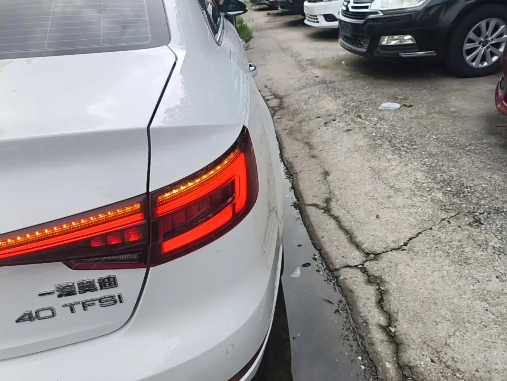 Audi A4L 2018 30th Anniversary Edition 40 TFSI Trendy Model — миниатюра 9