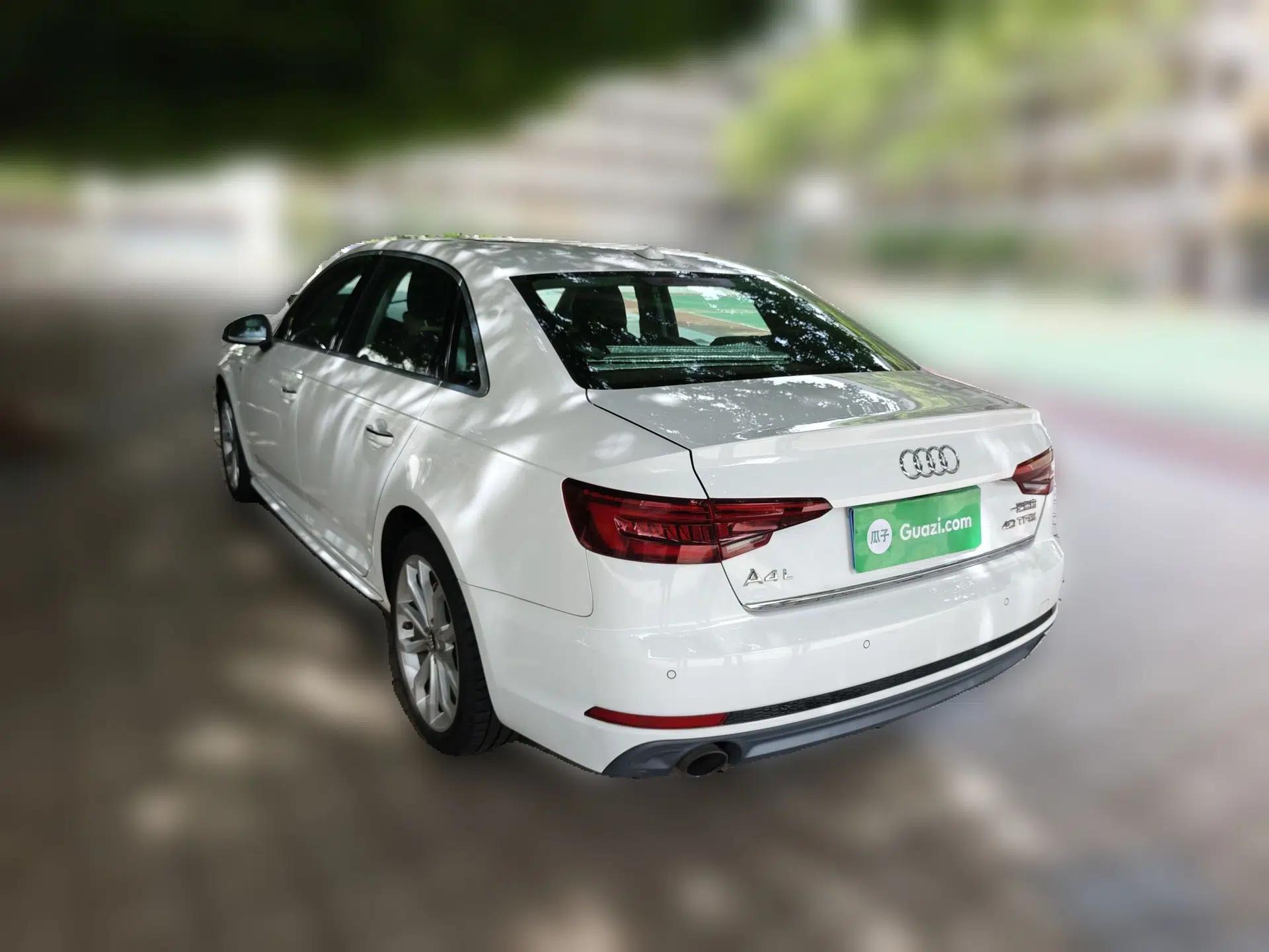 Audi A4L 2018 30th Anniversary Edition 40 TFSI Fashion Model — миниатюра 4