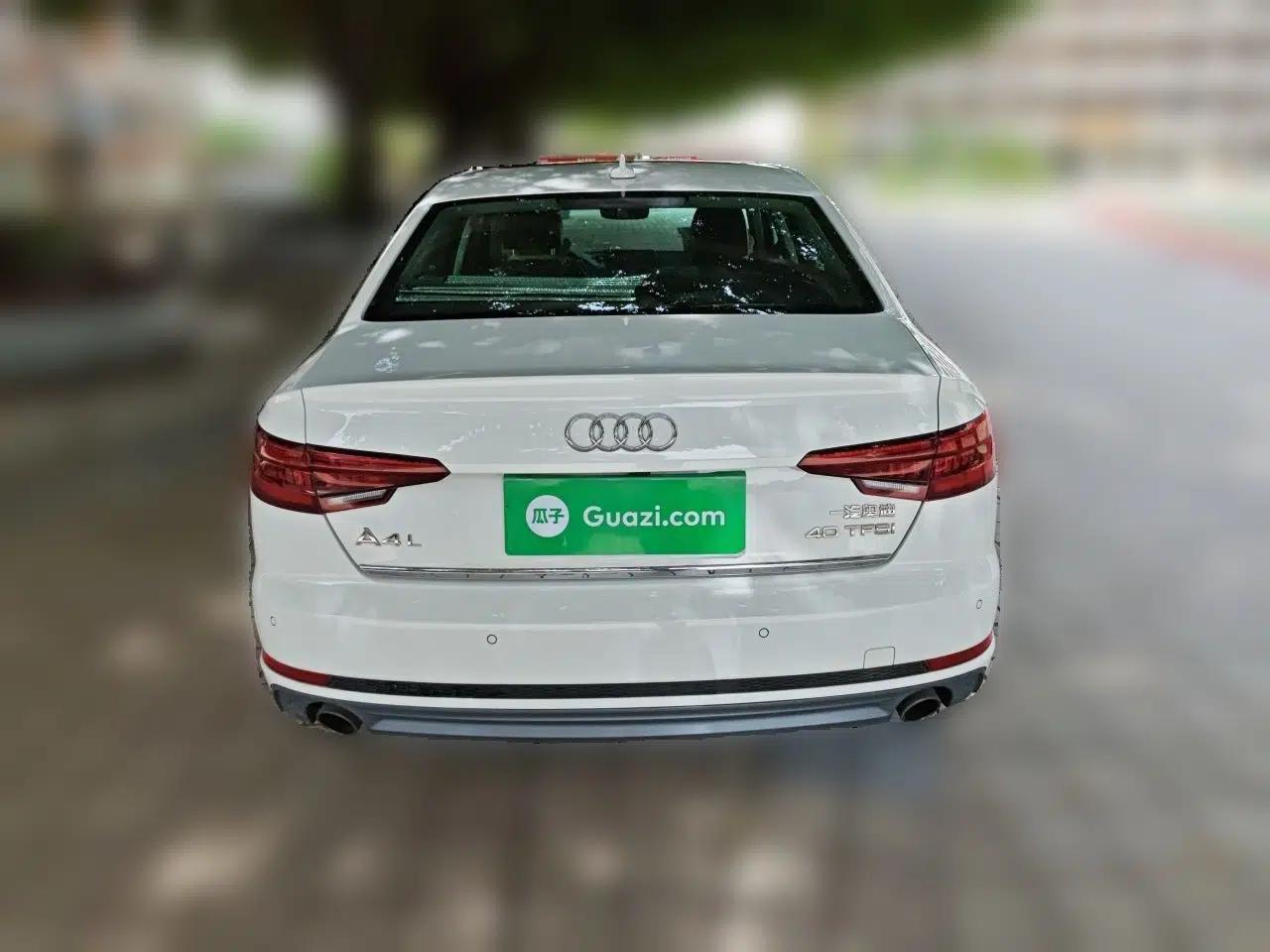 Audi A4L 2018 30th Anniversary Edition 40 TFSI Fashion Model — миниатюра 5