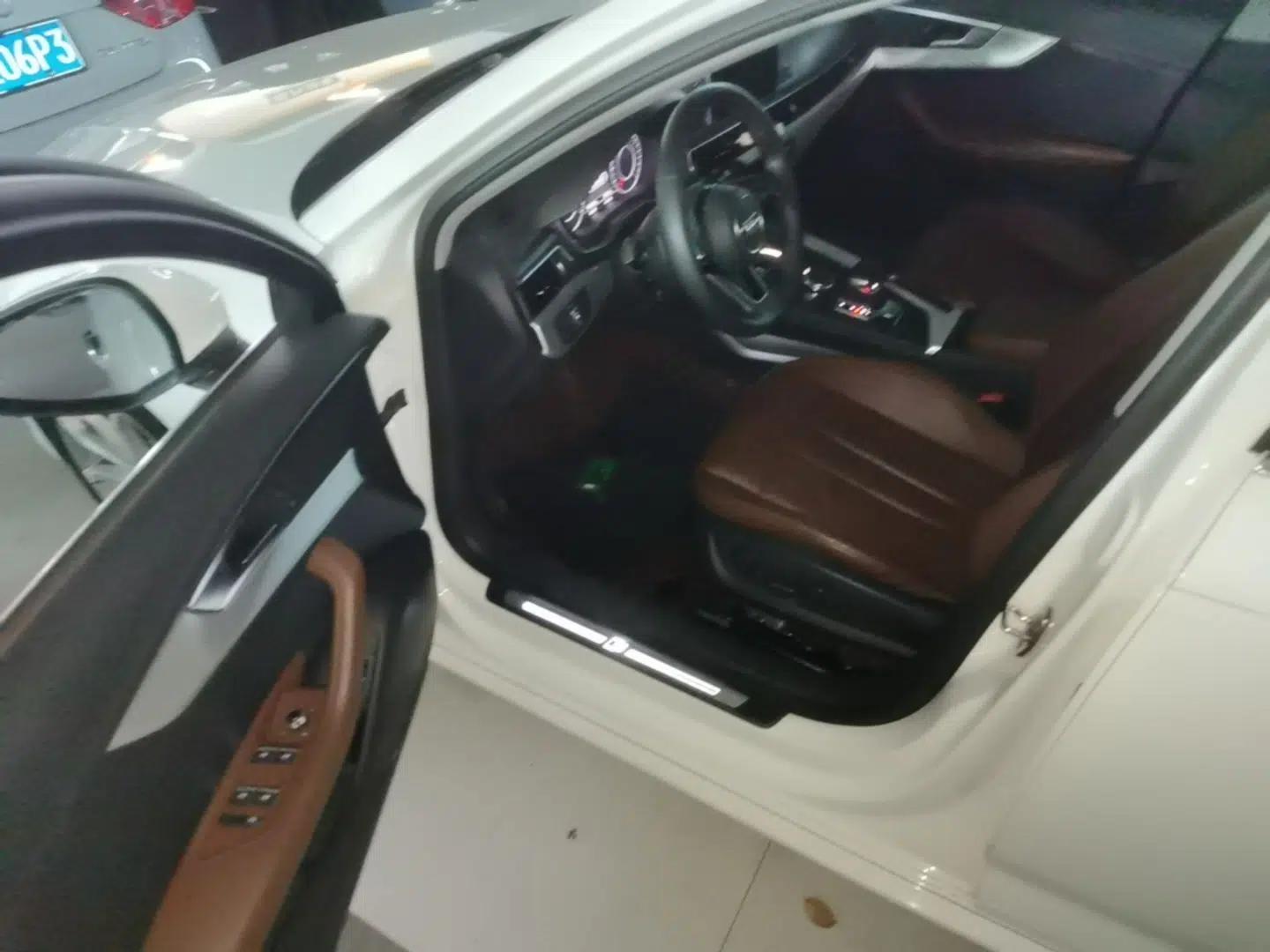 Audi A4L 2019 40 TFSI Fashion Edition China VI Emission Standard — миниатюра 18
