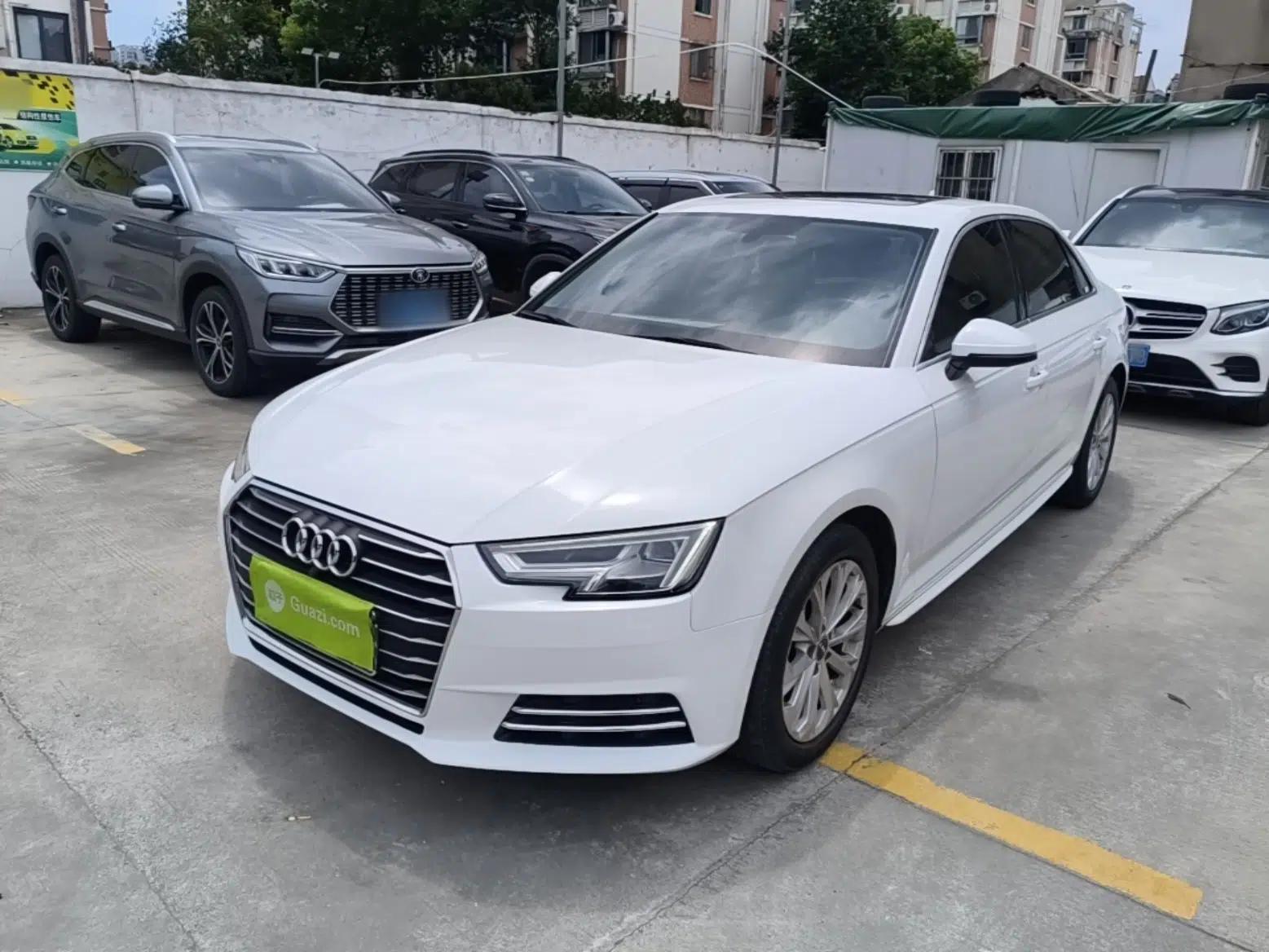Audi A4L 2017 Plus 40 TFSI Ambition Model — миниатюра 1