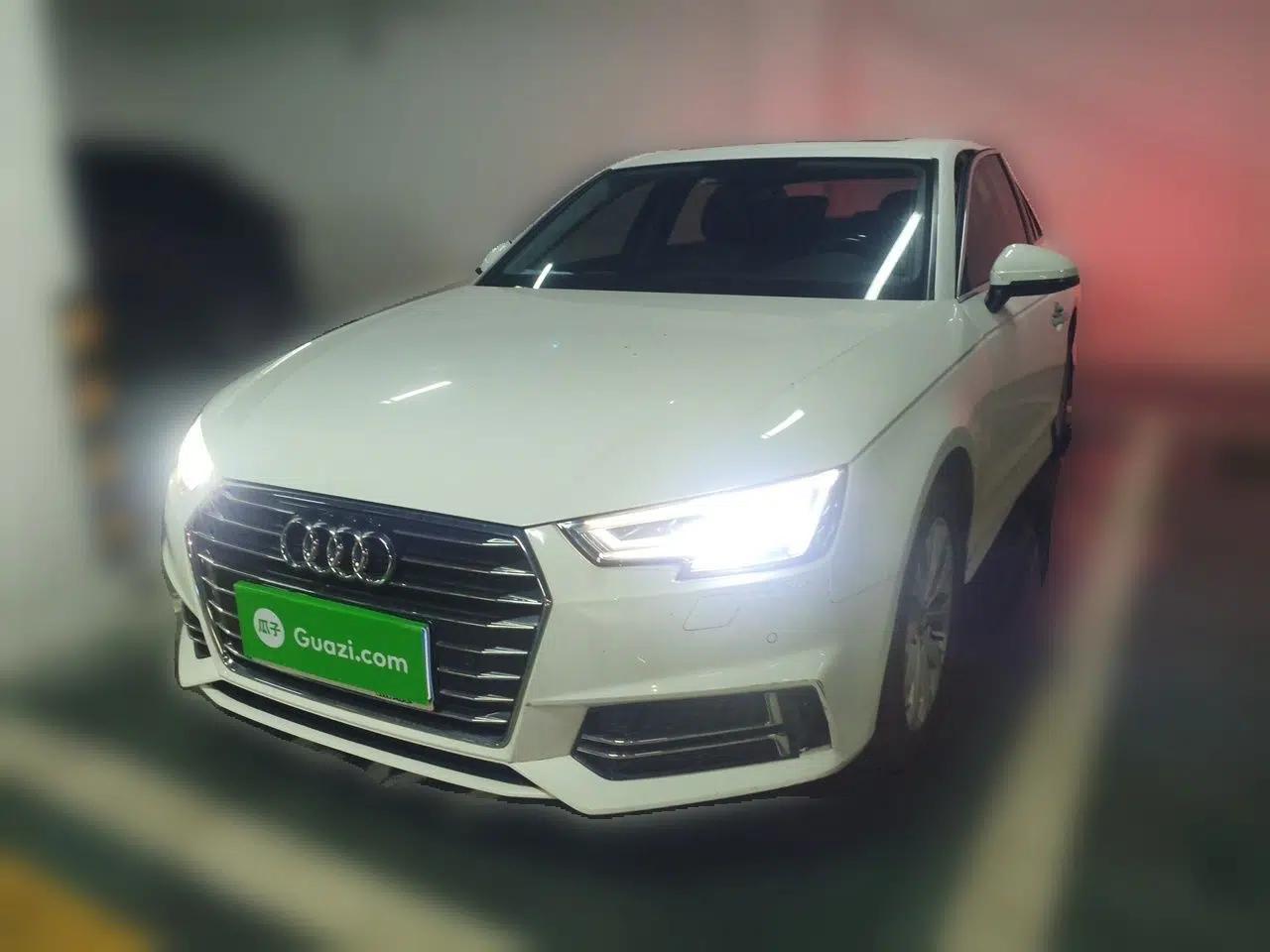 Audi A4L 2019 40 TFSI Ambition Version China V — миниатюра 1