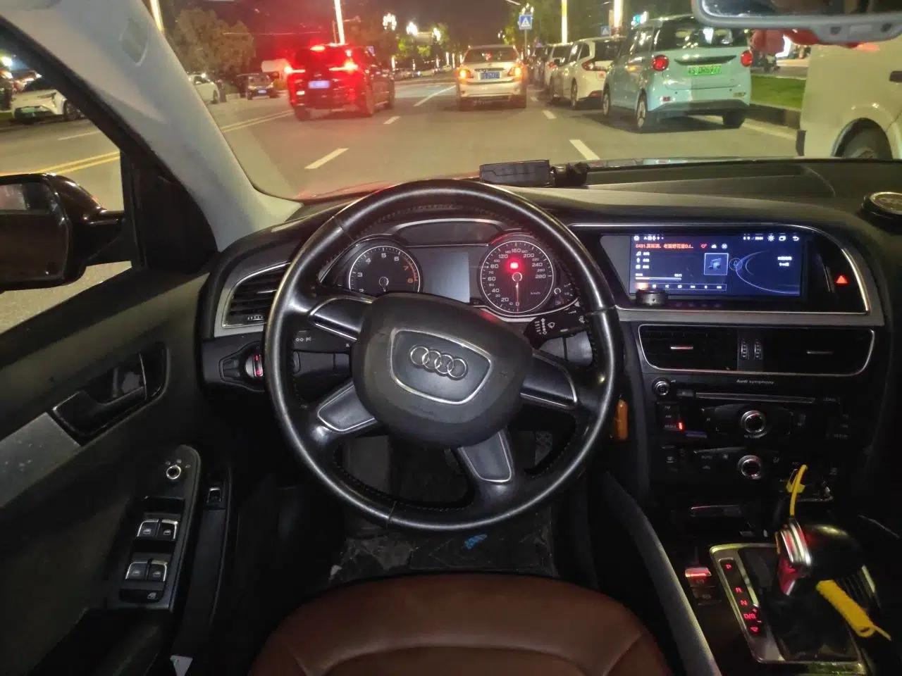 Audi A4L 2016 30 TFSI Collector's Edition Automatic Comfort Model — миниатюра 10