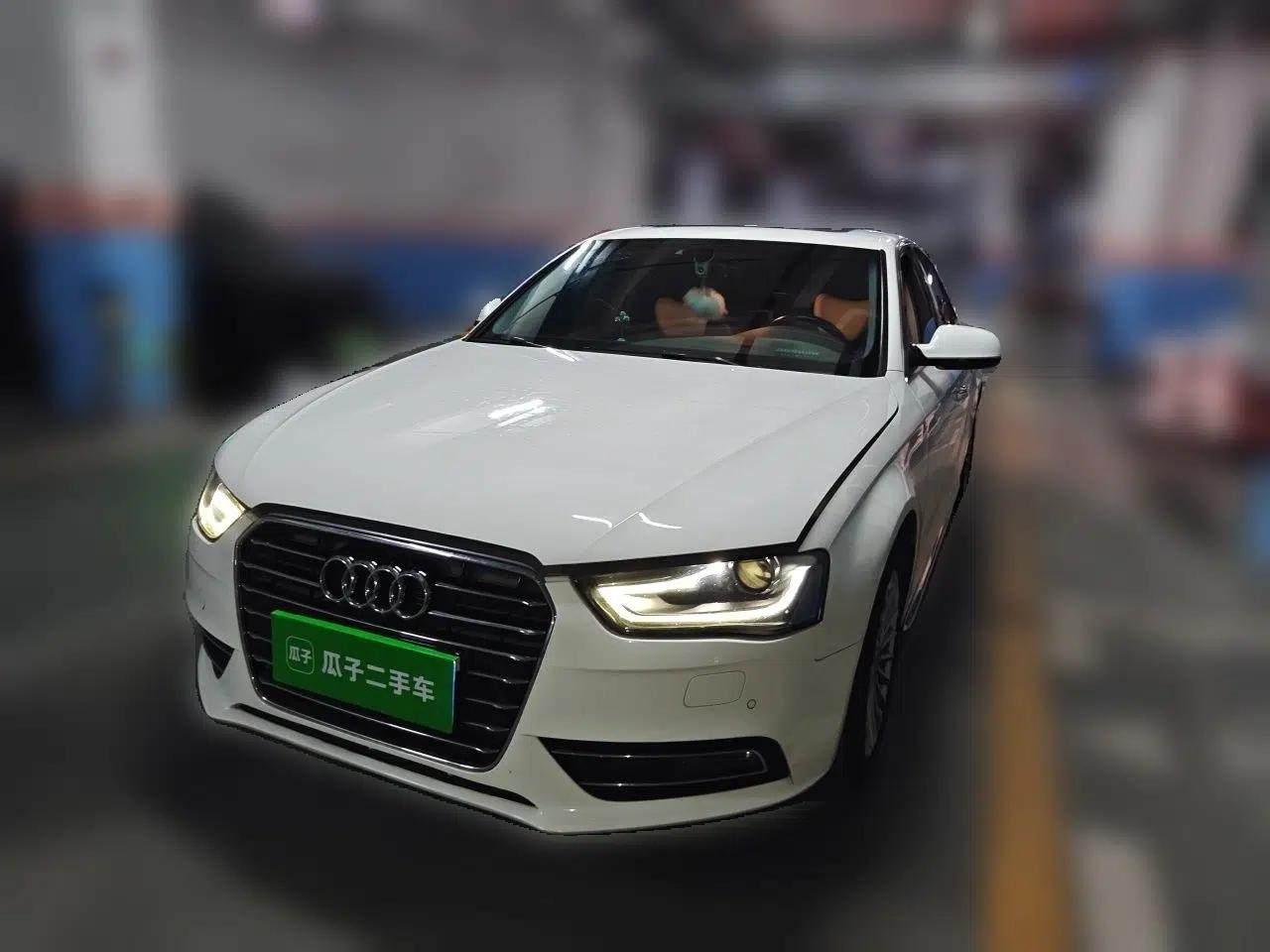 Audi A4L 2016 35 TFSI Collector's Edition Automatic Standard Model — миниатюра 1