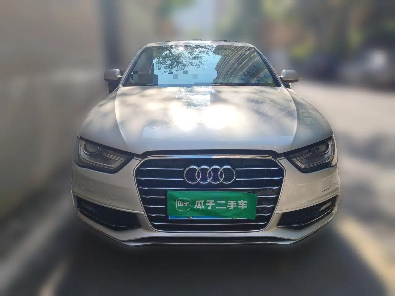 Audi A4L 2016 35 TFSI Collection Edition S line Comfort Model — миниатюра 2