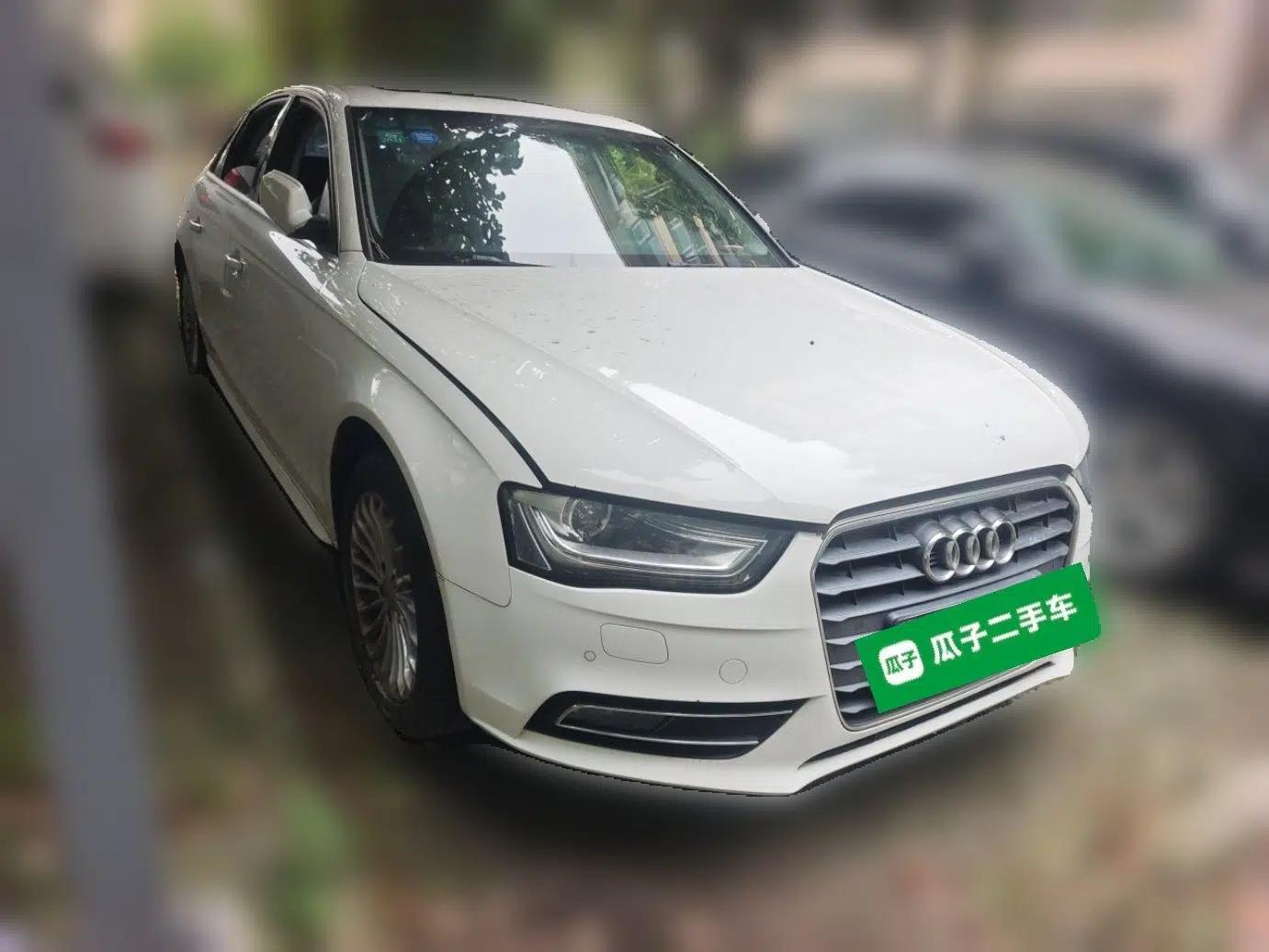 Audi A4L 2013 35 TFSI Automatic Technology Edition — миниатюра 3